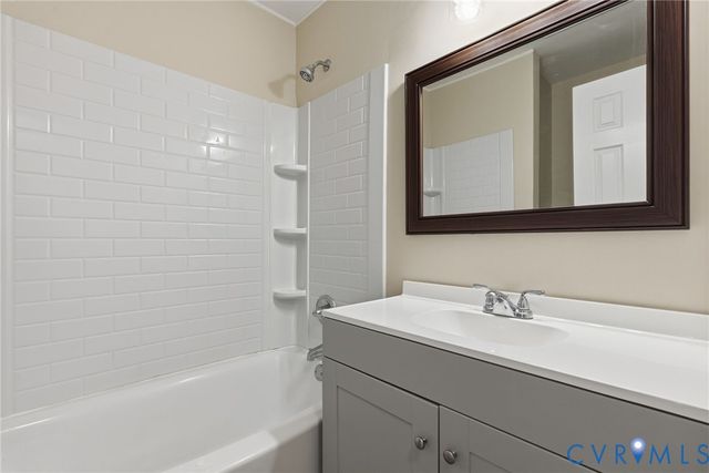 7986 Wynbrook Ln, Mechanicsville, VA 23111