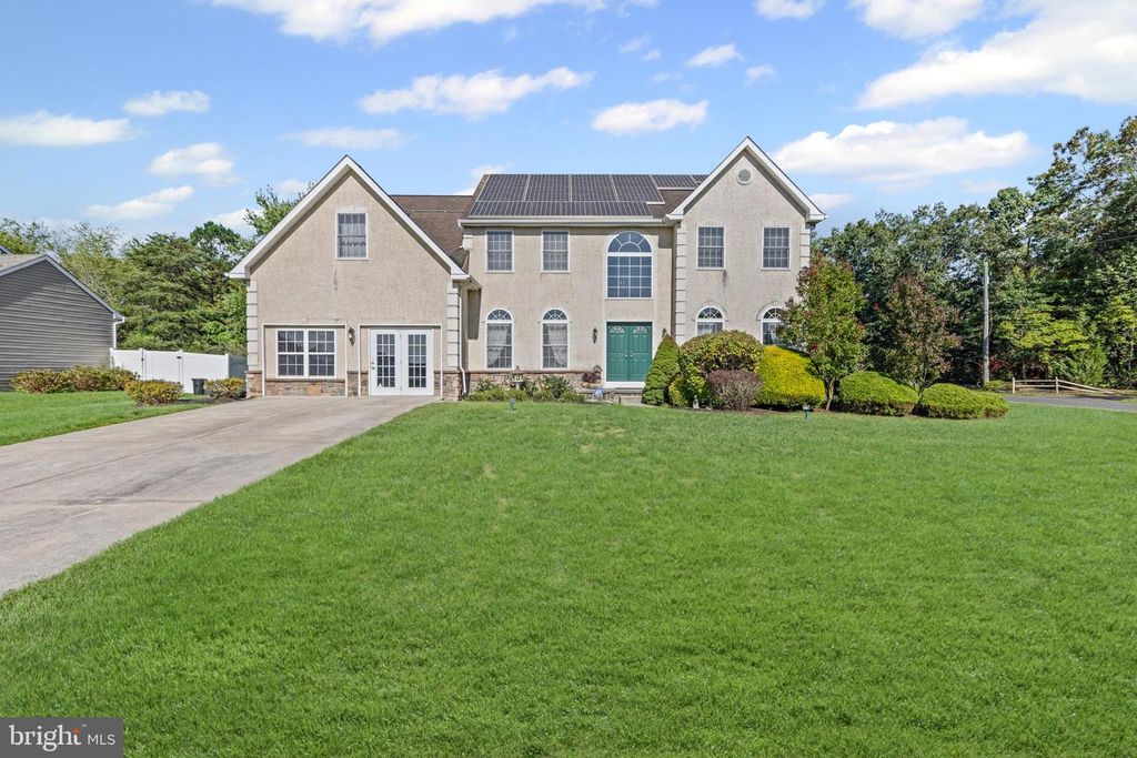 1 CARDINAL LN, Sicklerville, NJ 08081
