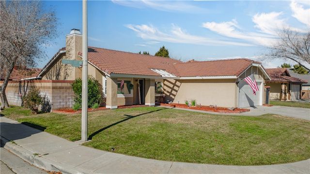 44047 Shad Street, Lancaster, CA 93536