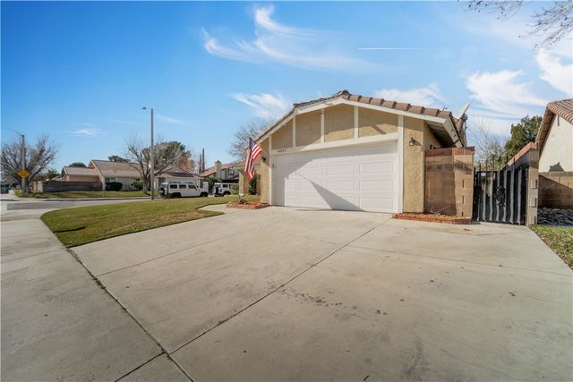 44047 Shad Street, Lancaster, CA 93536