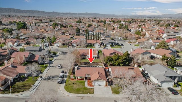 44047 Shad Street, Lancaster, CA 93536