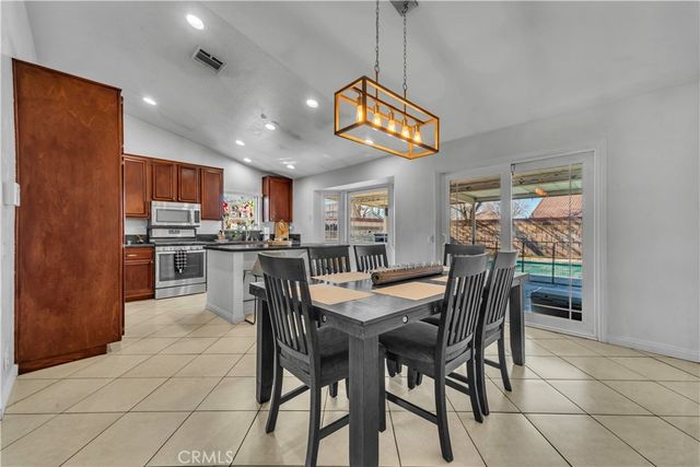 44047 Shad Street, Lancaster, CA 93536