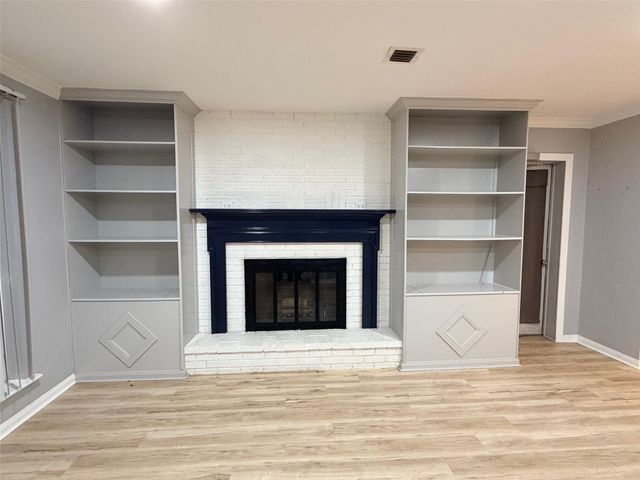 425 Woodland Point RD, Belton, TX 76513