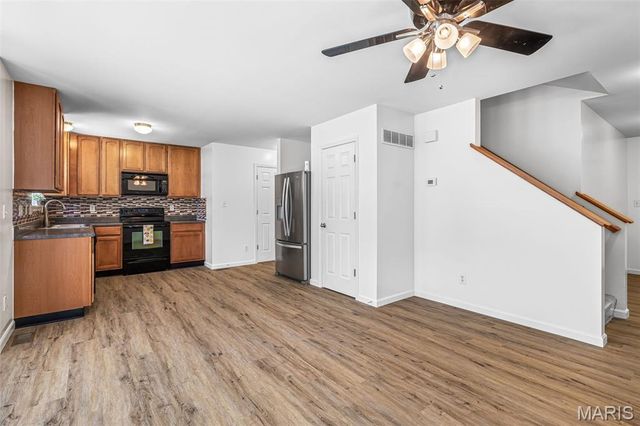 1215 Saltash Court, St Louis, MO 63129