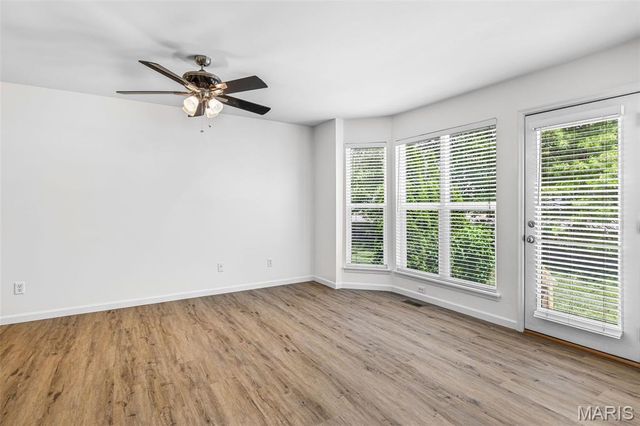 1215 Saltash Court, St Louis, MO 63129