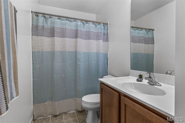 1215 Saltash Court, St Louis, MO 63129