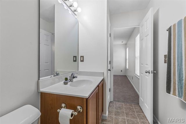 1215 Saltash Court, St Louis, MO 63129