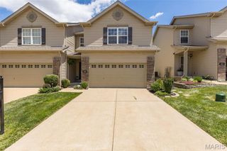 1215 Saltash Court, St Louis, MO 63129