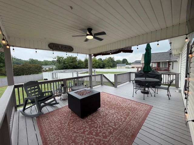 141 Sugar Hill Court, Boiling Springs, SC 29316