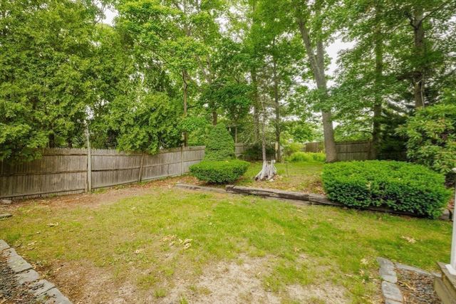 362 Hovenden Ave, Brockton, MA 02302