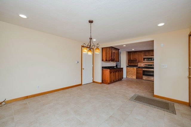 362 Hovenden Ave, Brockton, MA 02302