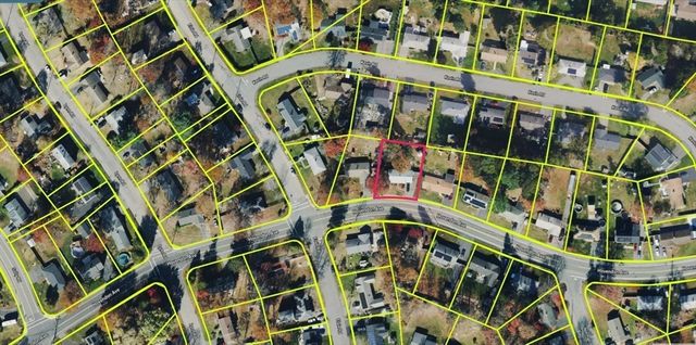 362 Hovenden Ave, Brockton, MA 02302