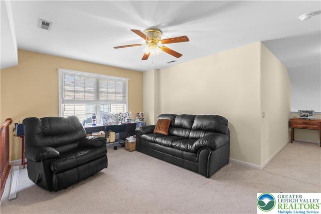 6722 American Way, Hanover Twp, PA 18017