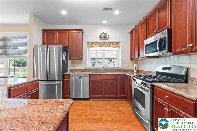 6722 American Way, Hanover Twp, PA 18017