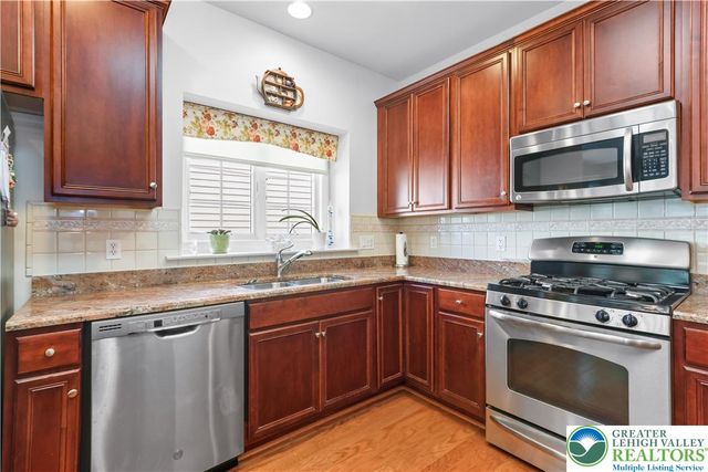 6722 American Way, Hanover Twp, PA 18017