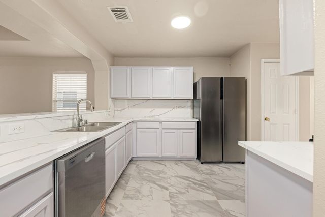 9230 Wolcott Park Lane, Houston, TX 77075