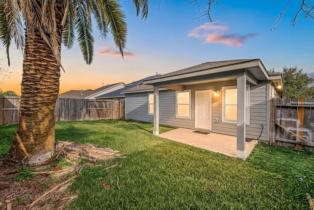 9230 Wolcott Park Lane, Houston, TX 77075