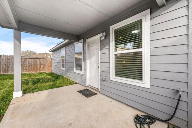 9230 Wolcott Park Lane, Houston, TX 77075