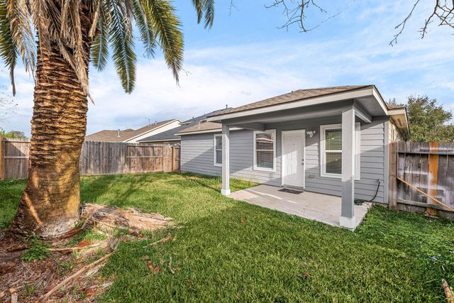 9230 Wolcott Park Lane, Houston, TX 77075