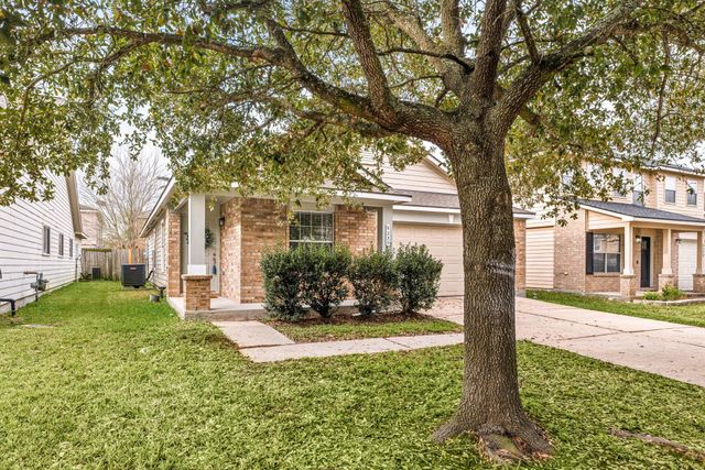 9230 Wolcott Park Lane, Houston, TX 77075