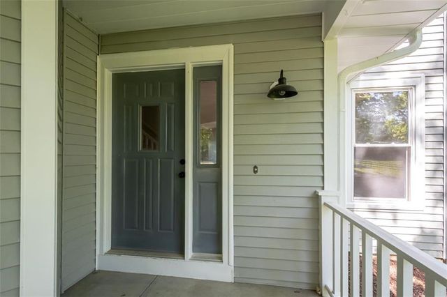820 E 1000 Road, Lawrence, KS 66047