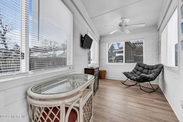 17 Crestview Drive, Middletown, NJ 07748