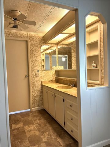 16 NAUTICAL DRIVE, North Port, FL 34287