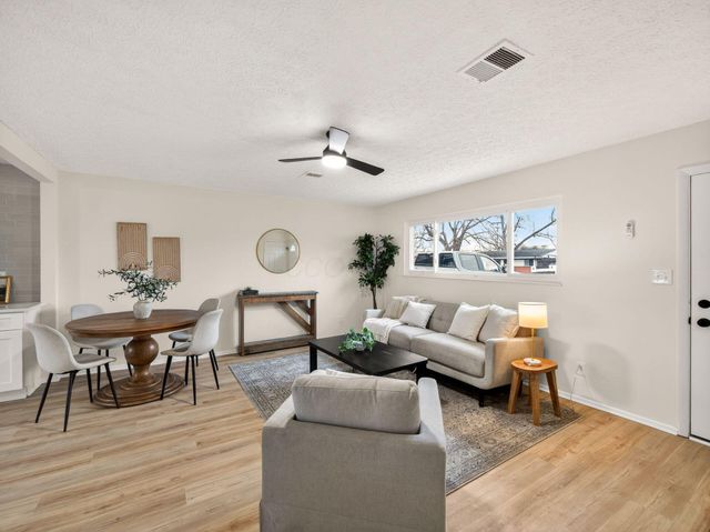 3105 Wessex Court, Columbus, OH 43232