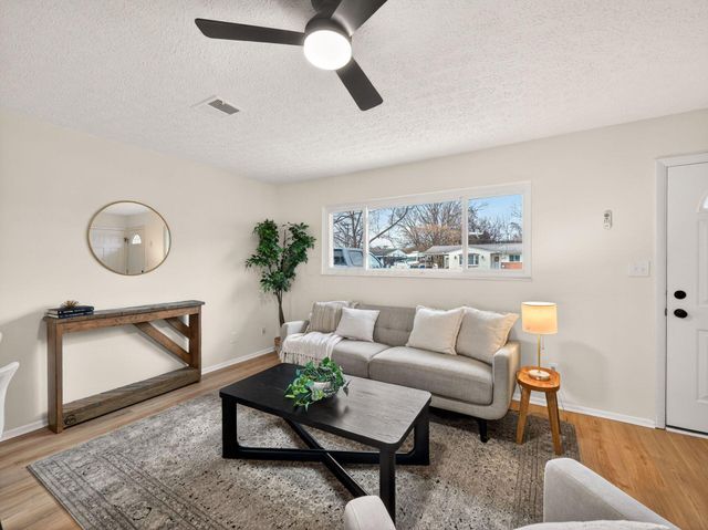 3105 Wessex Court, Columbus, OH 43232