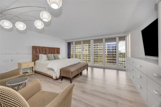 3 Grove Isle Drive C1402, Miami, FL 33133