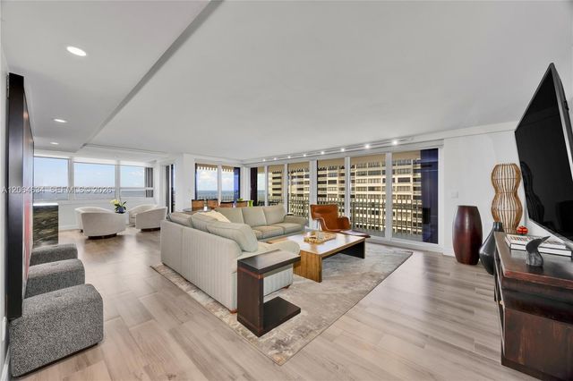 3 Grove Isle Drive C1402, Miami, FL 33133