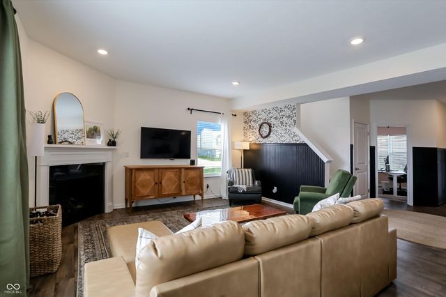 1097 Virgo Drive, Franklin, IN 46131