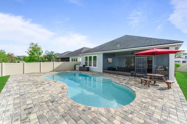 380 Maralinda Dr, St Augustine, FL 32095