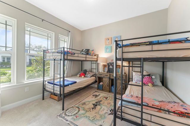 380 Maralinda Dr, St Augustine, FL 32095