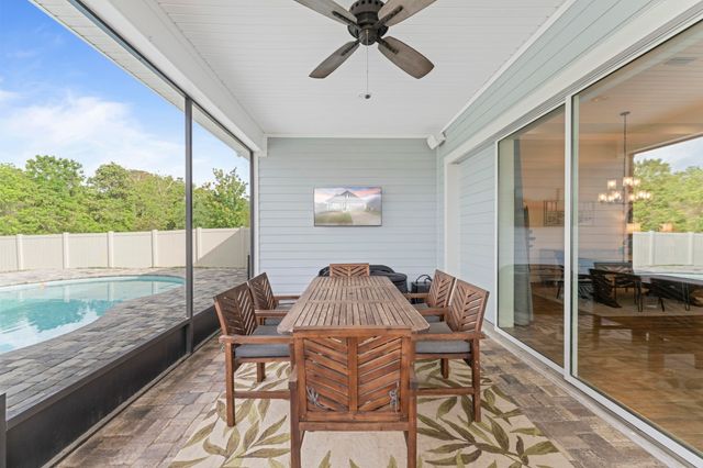 380 Maralinda Dr, St Augustine, FL 32095