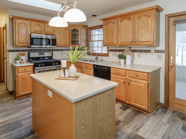 48156 County Road 652, Mattawan, MI 49071