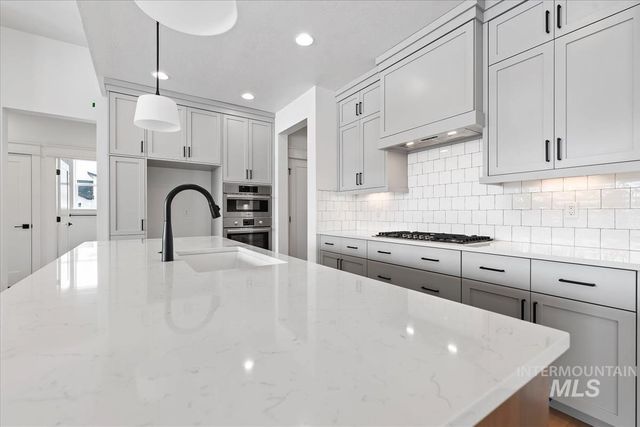 8369 W Meltwater Lane, Eagle, ID 83616