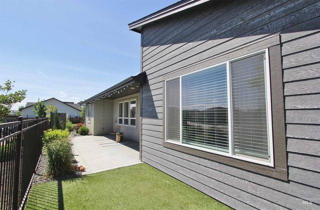 8369 W Meltwater Lane, Eagle, ID 83616