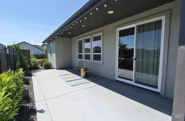 8369 W Meltwater Lane, Eagle, ID 83616
