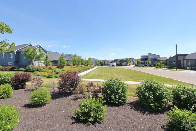 8369 W Meltwater Lane, Eagle, ID 83616