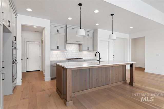 8369 W Meltwater Lane, Eagle, ID 83616