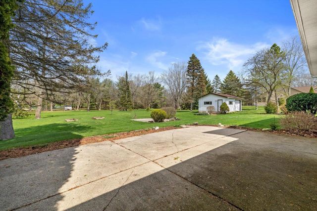 W750 Miramar ROAD, East Troy, WI 53120