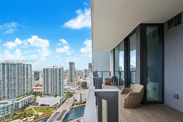 68 SE 6th Street 3306, Miami, FL 33131