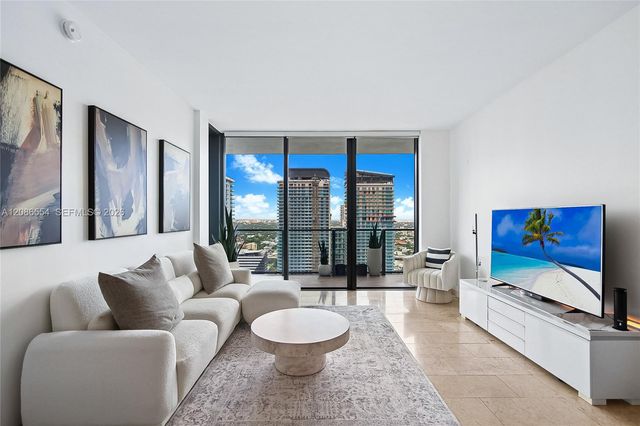 68 SE 6th Street 3306, Miami, FL 33131