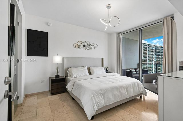 68 SE 6th Street 3306, Miami, FL 33131