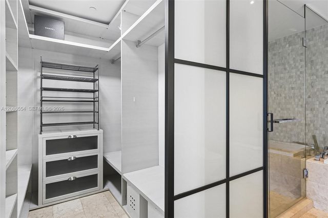68 SE 6th Street 3306, Miami, FL 33131