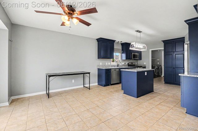 19137 Uroda Street, Brownstown Charter Township, MI 48173