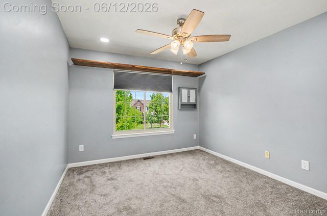 19137 Uroda Street, Brownstown Charter Township, MI 48173