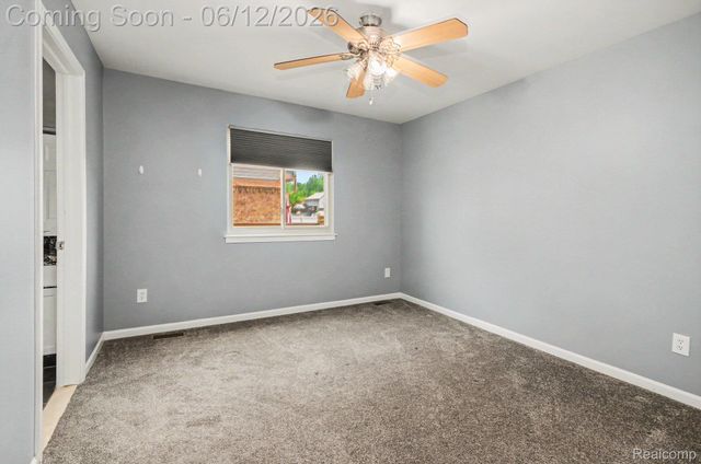 19137 Uroda Street, Brownstown Charter Township, MI 48173