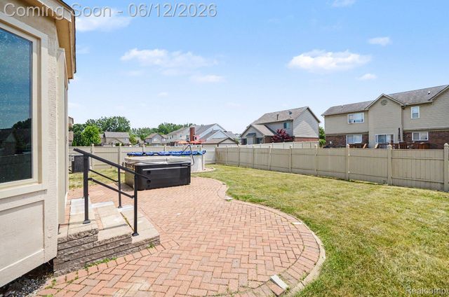 19137 Uroda Street, Brownstown Charter Township, MI 48173